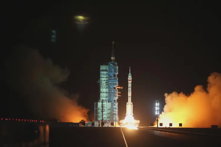 一觉醒来,圆满成功!“90后”真的上天了,“嘴角根本压不住” 第2张 一觉醒来,圆满成功!“90后”真的上天了,“嘴角根本压不住” 第2张