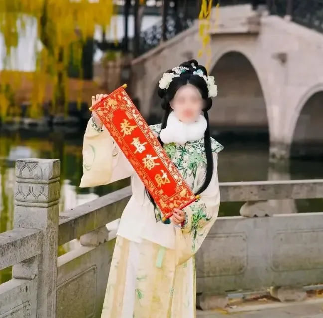 华人女留学生在加州被害,警方$2万悬赏照片中嫌疑人,中领馆发通报! 第6张 华人女留学生在加州被害,警方$2万悬赏照片中嫌疑人,中领馆发通报! 第6张
