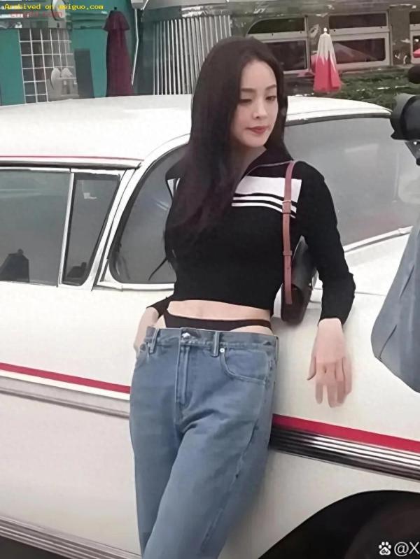 越来越多的女生“内裤露边儿”，为何呢？